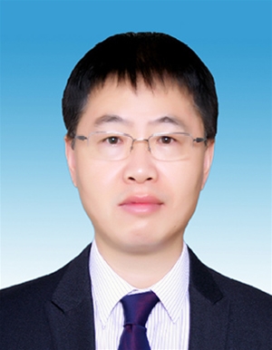 张德权