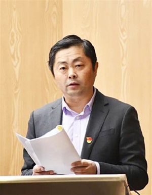 闵成军