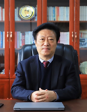 张绍秋